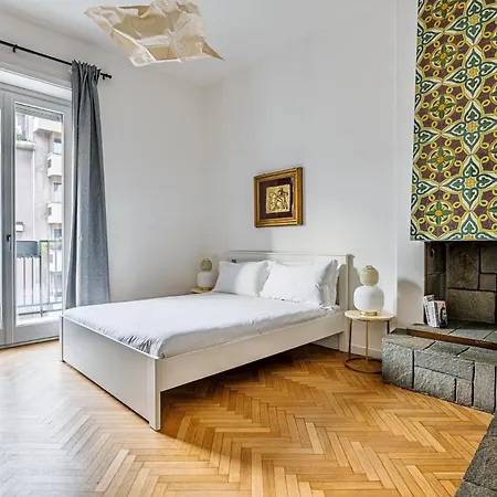Luxury 4 Bedrooms In The Center Of *