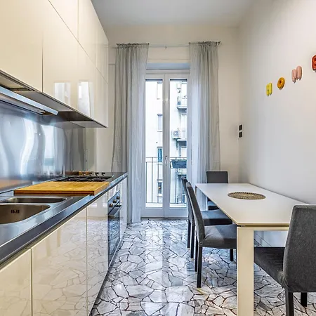 Luxury 4 Bedrooms In The Center Of Milan