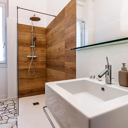 Appartement Luxury 4 Bedrooms In The Center Of
