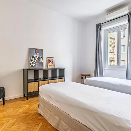 Appartement Luxury 4 Bedrooms In The Center Of *